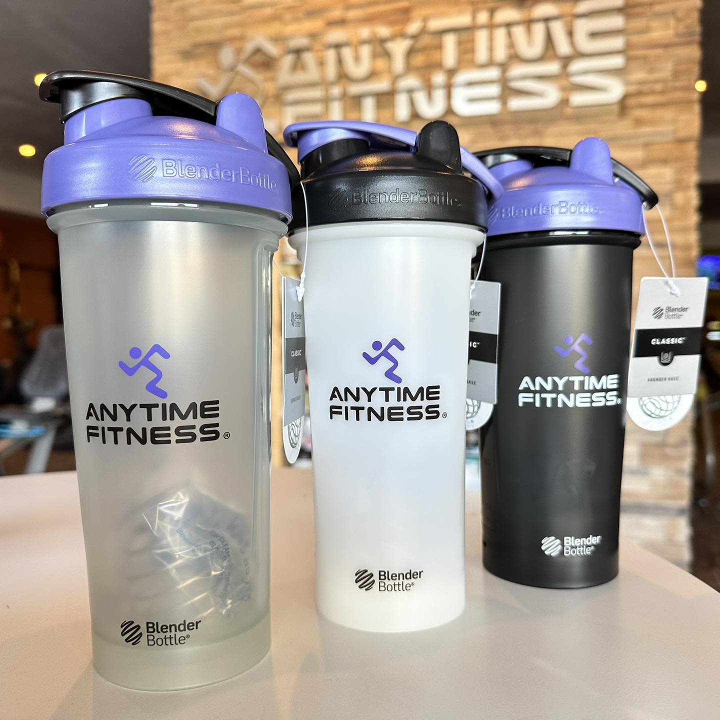 28-oz. BlenderBottle Classic